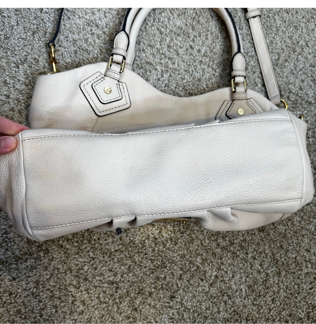 Marc Jacobs Cream Shoulder Bag